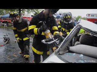 newsday-chuck-varerse-vehicular-extrication